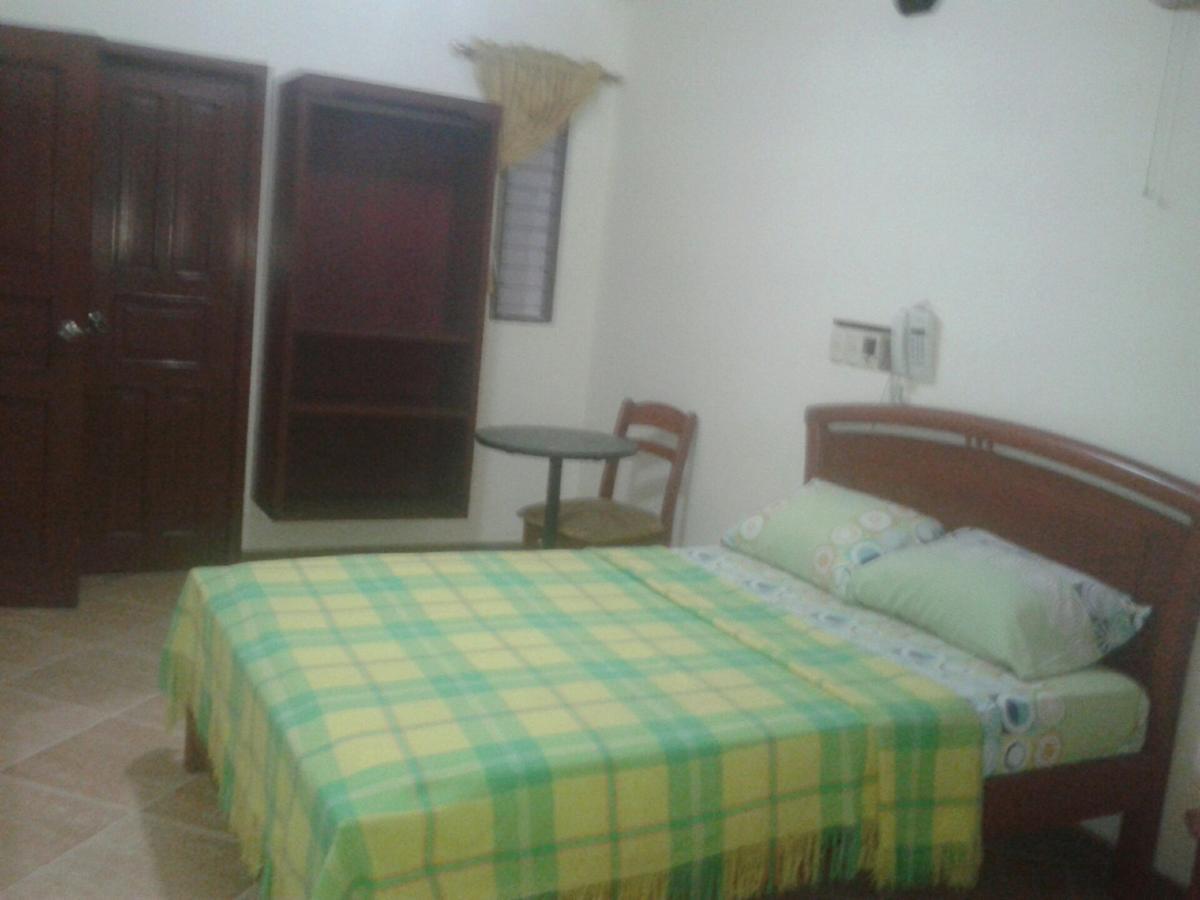 Hotel Murcia Гуаякиль Экстерьер фото
