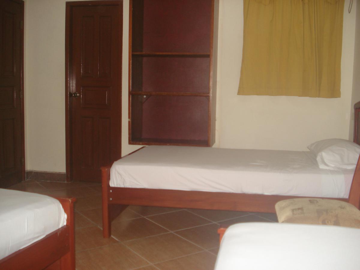 Hotel Murcia Гуаякиль Экстерьер фото